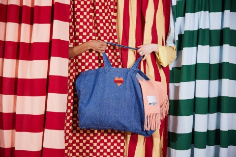 LOVE TORBA NA WEEKEND, NIEBIESKI DENIM LOVE TORBA NA WEEKEND, NIEBIESKI DENIM