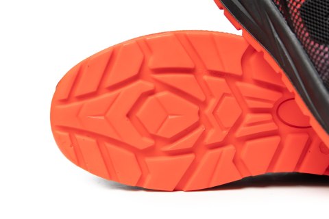 PÓŁBUT MXP AIR CZERWONY S1 - CZARNO-CZERWONY (cc) 45