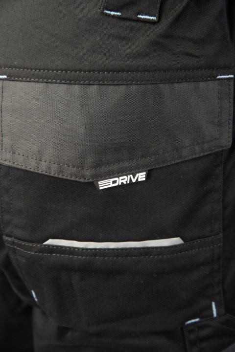 SPODNIE KRÓTKIE DRIVE CZARNE - Czarny 60 SPODNIE KRÓTKIE DRIVE CZARNE - Czarny 60