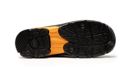 TRZEWIK K08 S3 SRC - Brązowy 44