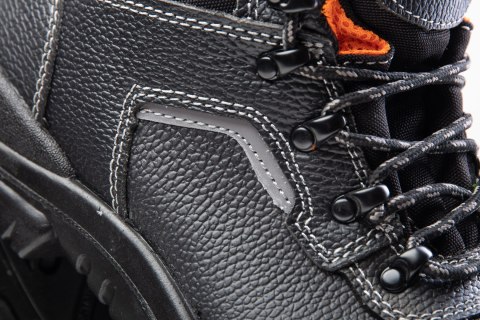 TRZEWIK R02 S3 SRC - __ 39