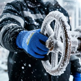 RĘKAWICE OCIEPLANE ANTYPRZECIĘCIOWE X-WINCUT ROZM. 10