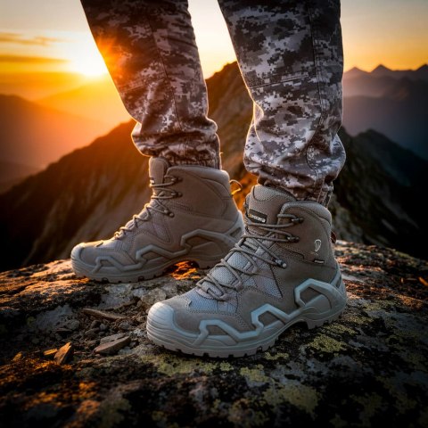 TRZEWIKI EXPLORER GRAY ROZM. 42