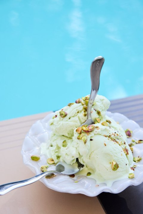 MISKA LARANNE M, OFF WHITE