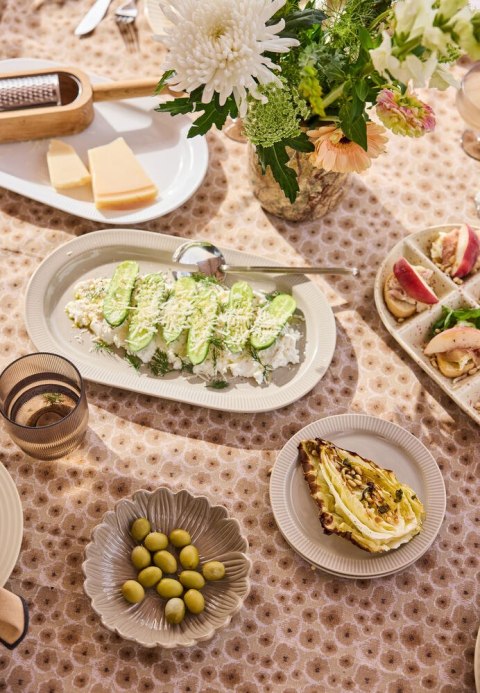 OBRUS EDITH, BEŻOWY